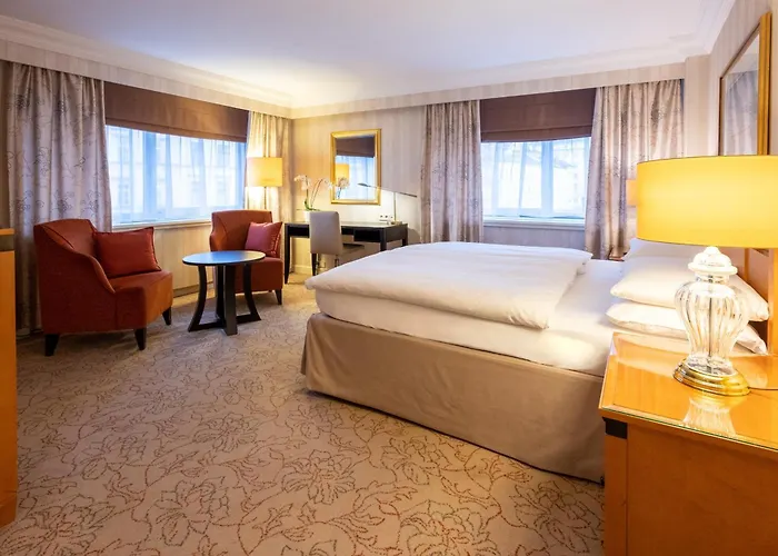 Intercontinental By Ihg 5*